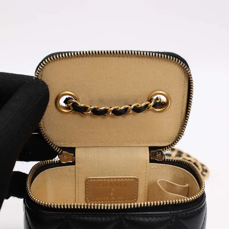 Thumbnail: Chanel Mini Box Gold Ball
