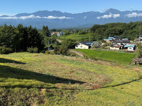 【売止め】高根町高根町堤 高台に位置し、富士山・南アルプスが望める土地