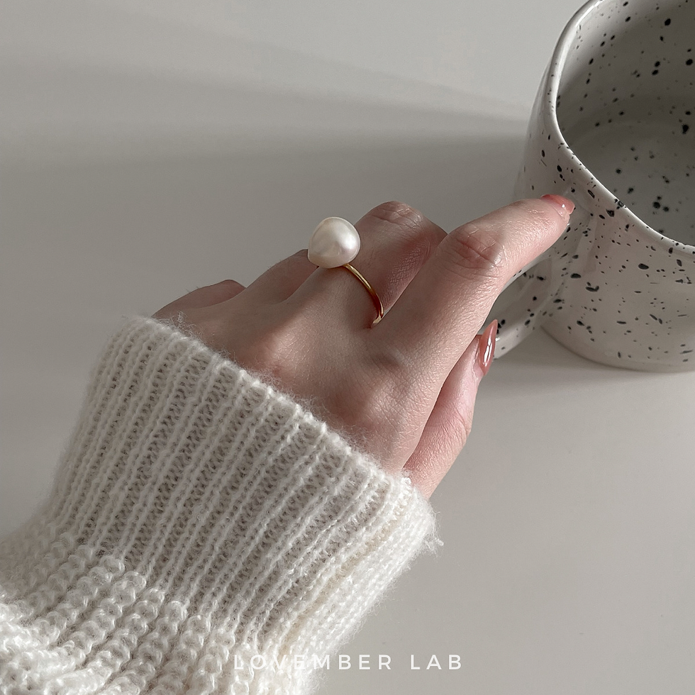 Marilyn Pearl Adjustable Ring