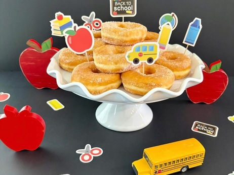 A fun back to school breakfast idea using donuts!
