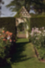 Coombe End Manor | Luxurious Cotswolds Retreat with Exceptional Interiors