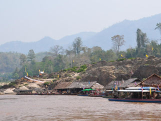 จดหมายเปิดผนึกถึงประธานสภาจุฬาลงกรณ์มหาวิทยาลัย ขอให้ตรวจสอบบทบาทของนักวิชาการศูนย์บริการวิชาการ  