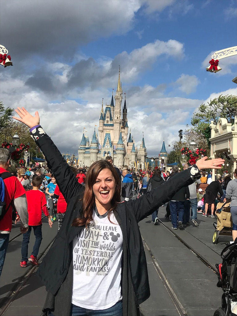 Photo pass photo in front of the castle
