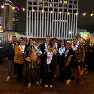 Roof Top Parade Viewing Tchoupitoulas Street