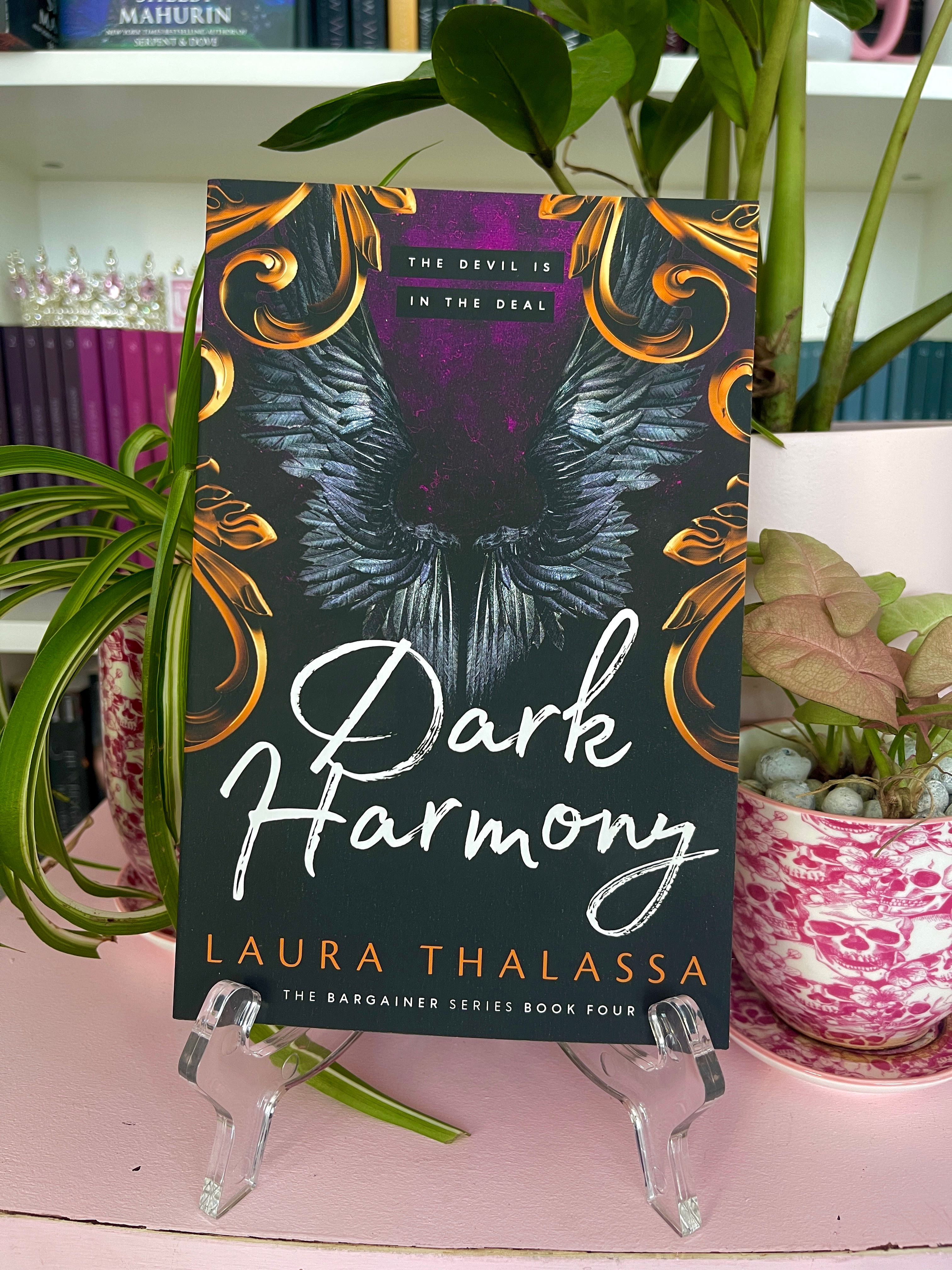 Dark Harmony by Laura Thalassa