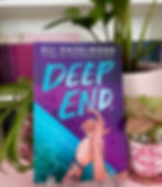Thumbnail: Deep End by Ali Hazelwood