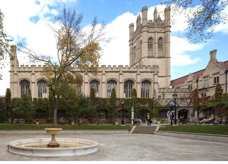 U Chicago Hutchinson Commons