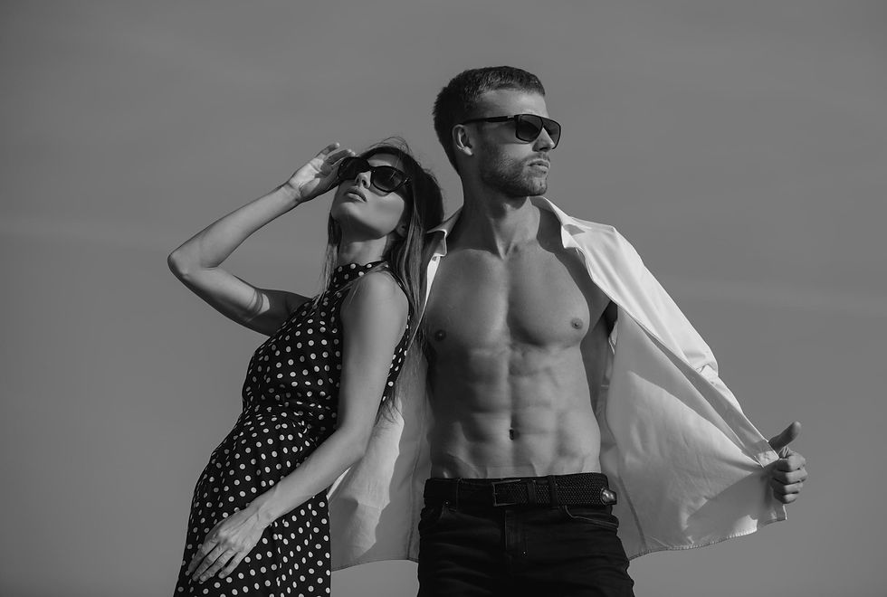 close-up-outdoor-fashion-portrait-stylish-young-pretty-couple-love-hugs-youth-love-lifesty