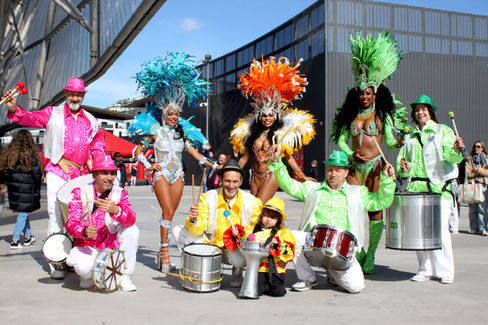 Cie Show Brazil - Carnaval sur le parvis du Stade Allianz Riviera avant le match OGC Nice-Clermont