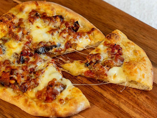 How to Cook a Pizza in a Convection Oven: Perfect Crispy Tips
