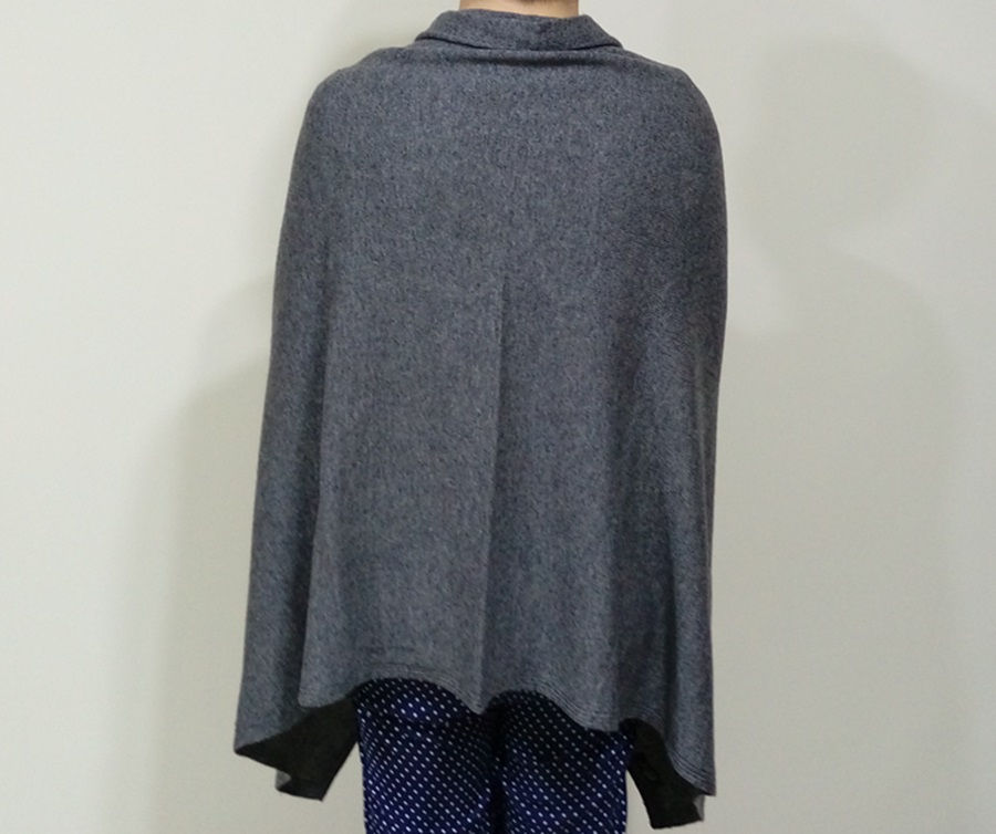 Thumbnail: 斗篷-6 (排釦)