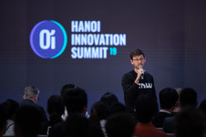 Hanoi Innovation Summit - Stage Moderato