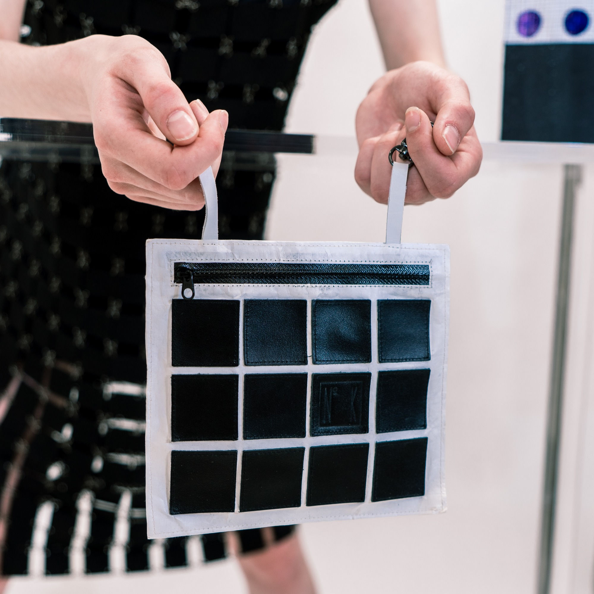 Trousse banane en cuir et Tyvek