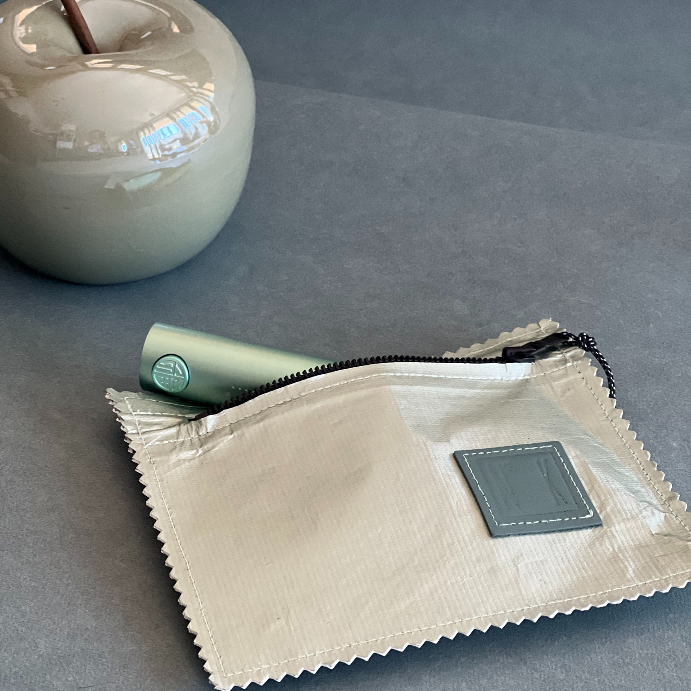 trousse N°3 en Tyvek Vert de Gris