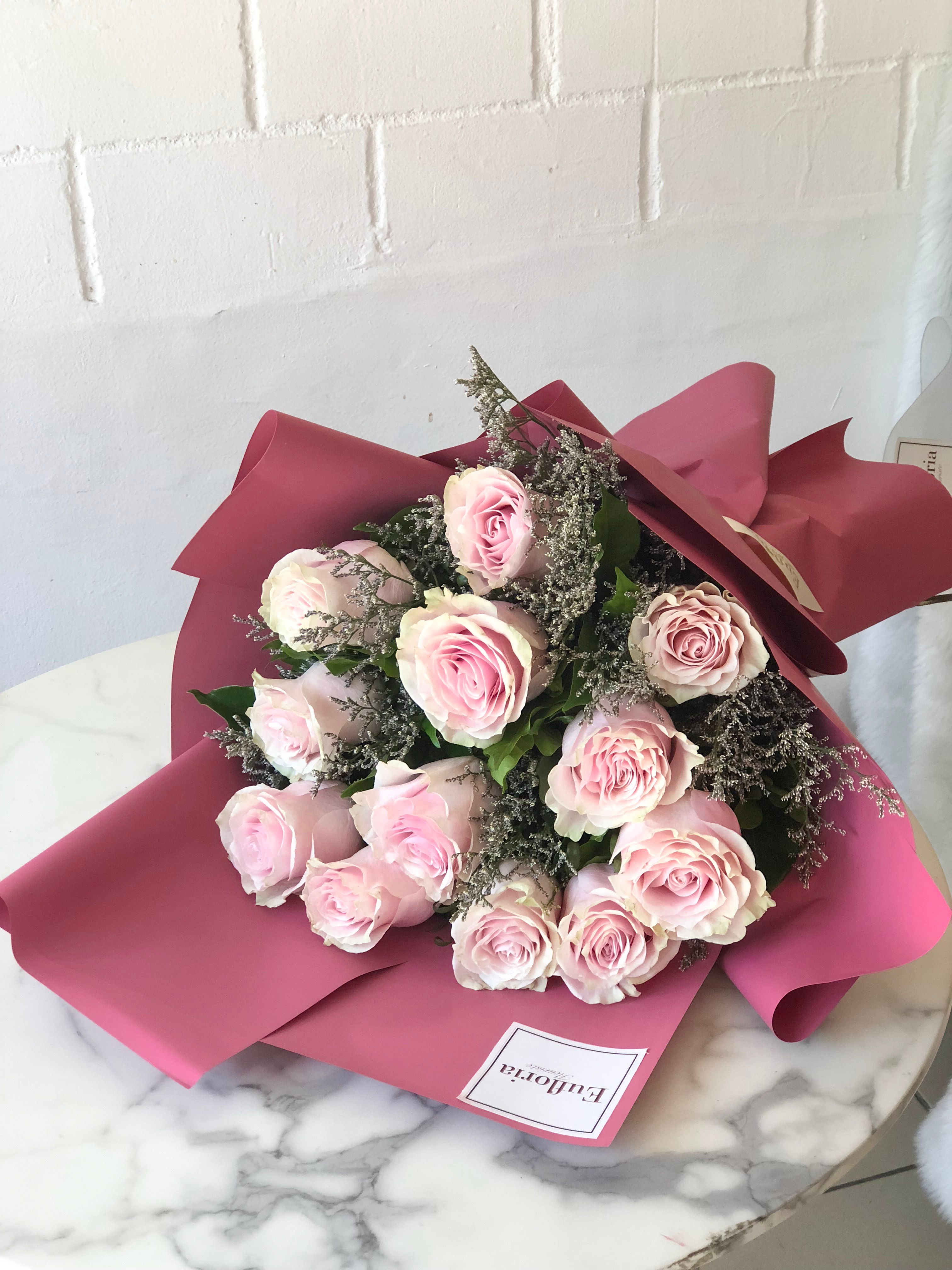 One Doz Ecuadorian bouquet