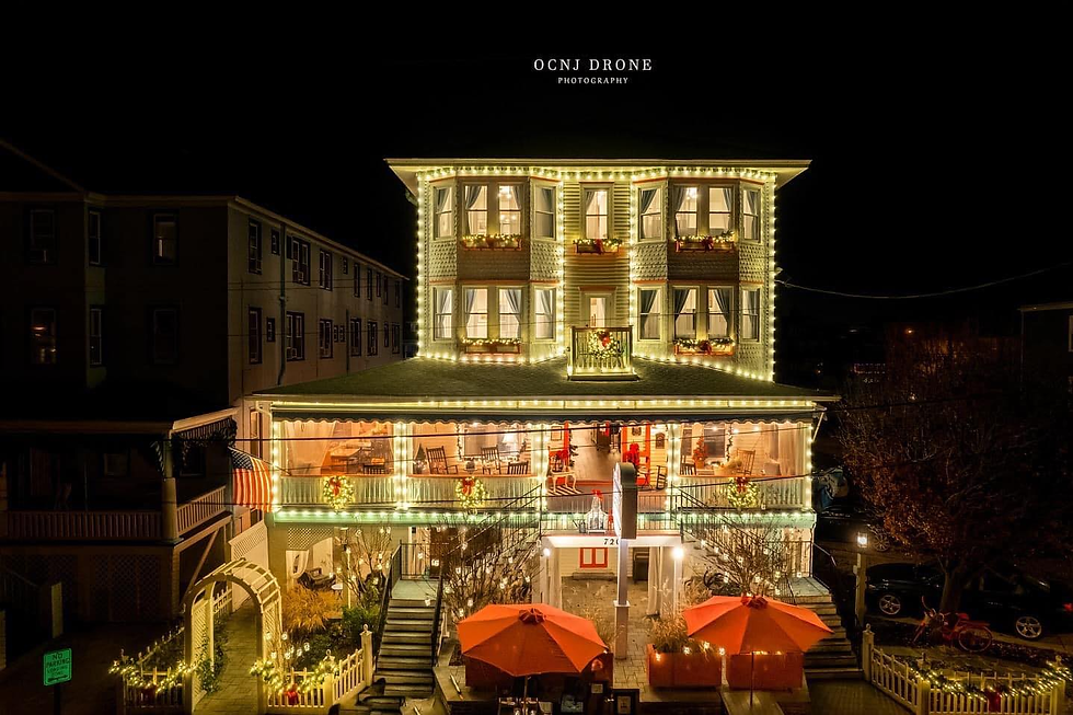 Night shot of Scarborough Inn