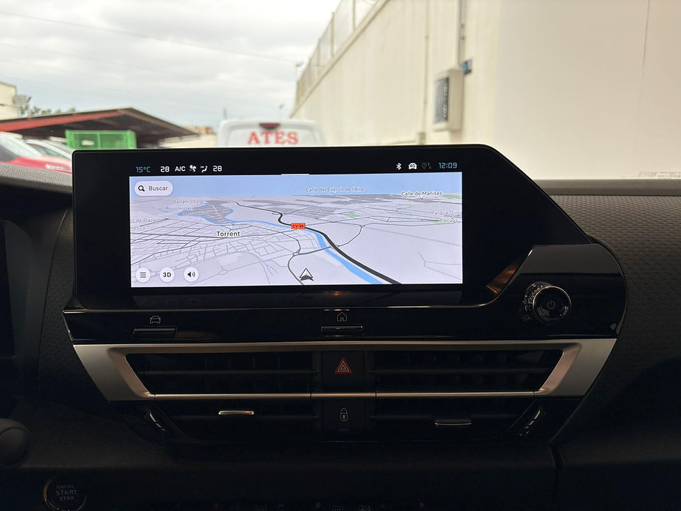 Miniatura: CITROEN C4 Hybrid 145 eDCS6 Business Edition