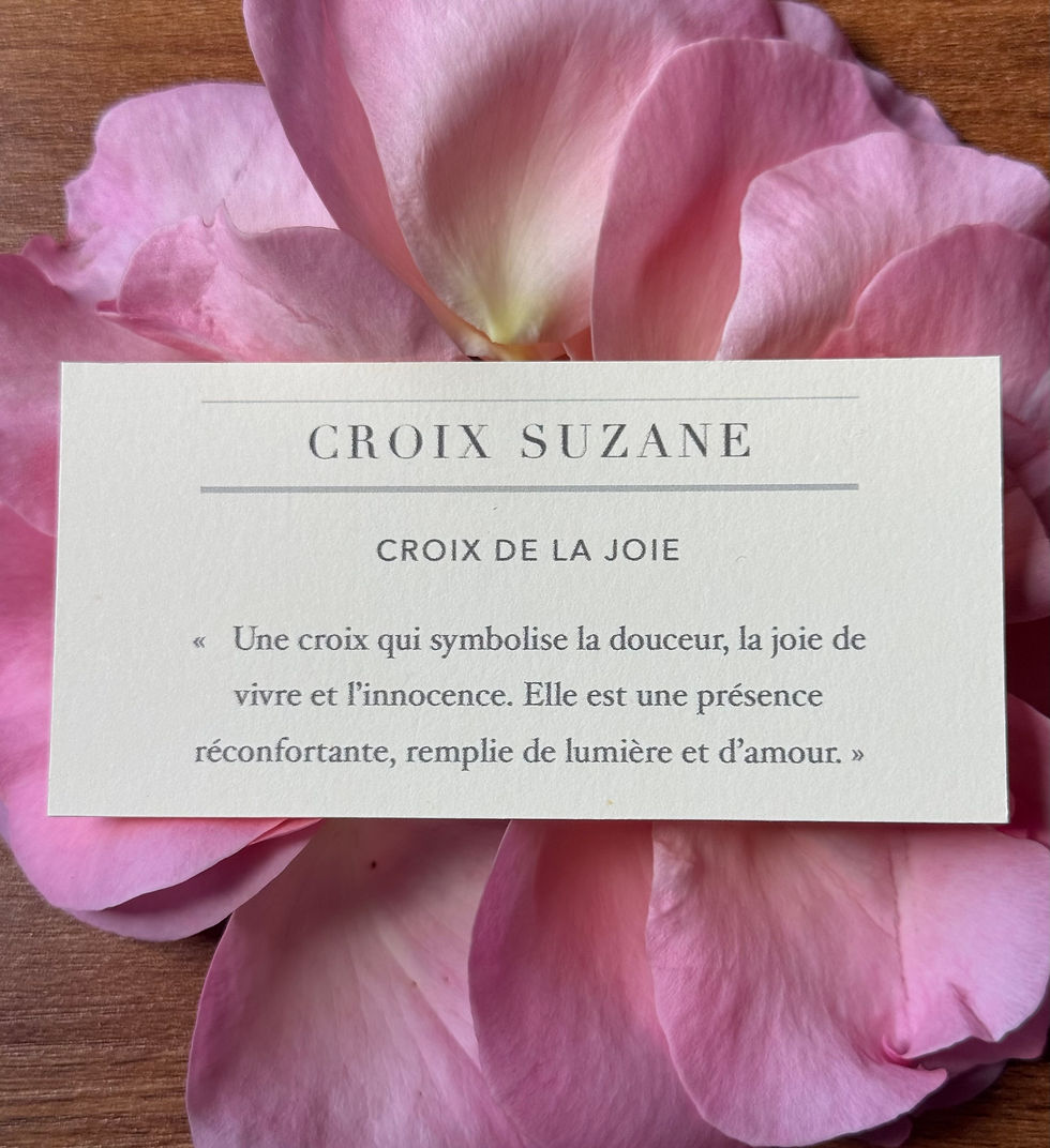 Miniature : Croix murale personnalisable : Suzane