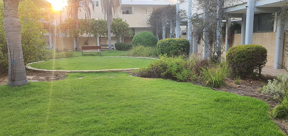 הנשיא יצחק בן צבי, הרצליה נוף ים