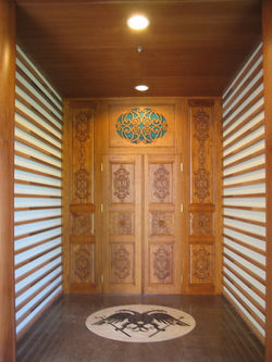 Rum Meyhanesi Kapısı