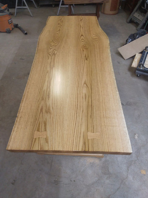 Oak Dining Table 2.jpg