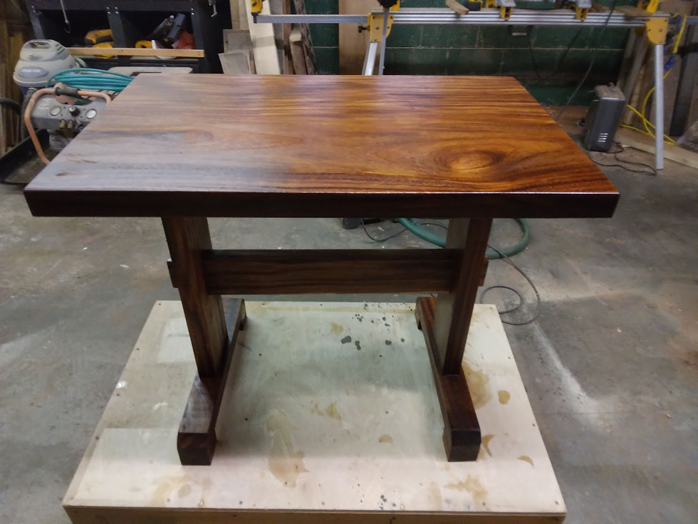 Guanacaste Trestl Table