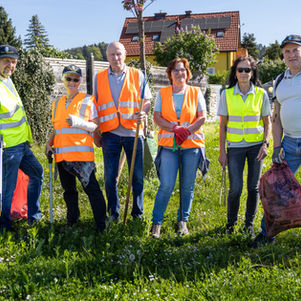„Der große steirische Frühjahrsputz“ fand am 13. April 2024 in Gratkorn statt und verzeichnete erfreulicherweise eine neue Rekordzahl an Teilnehmenden. Beachtliche 72 Gratkorner*innen engagierten sich, um ihren Ort von allerlei Müll zu befreien.