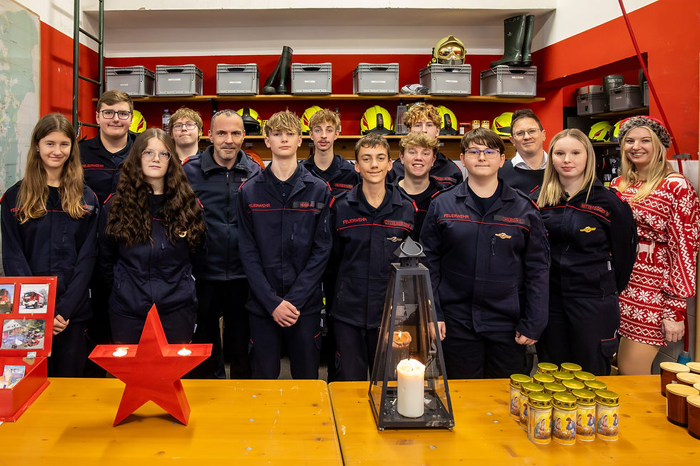 Friedenslichtaktion der Feuerwehrjugend der FF Gratkorn-Markt