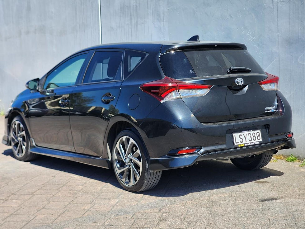 Thumbnail: 2018 Toyota Corolla LEVIN SX 1.8P/CVT only 74,000 kms + much more!