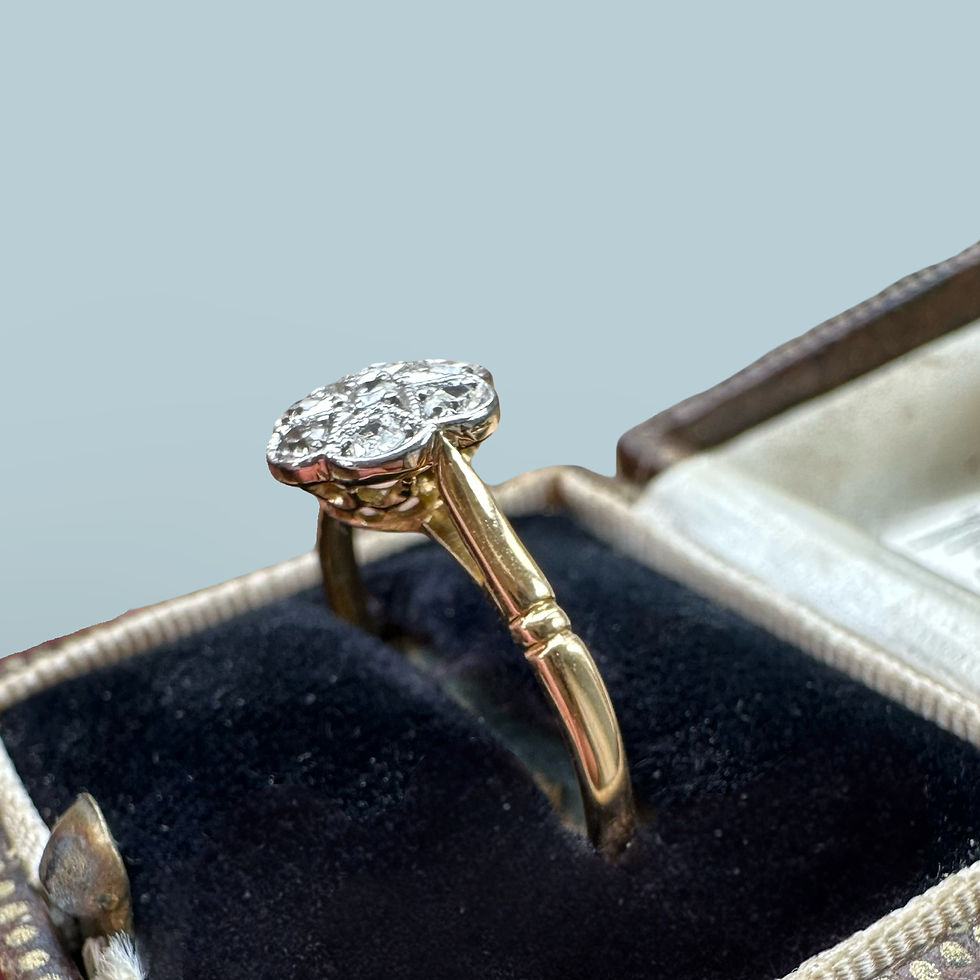 Thumbnail: Art Deco 18ct Gold Diamond Daisy Ring