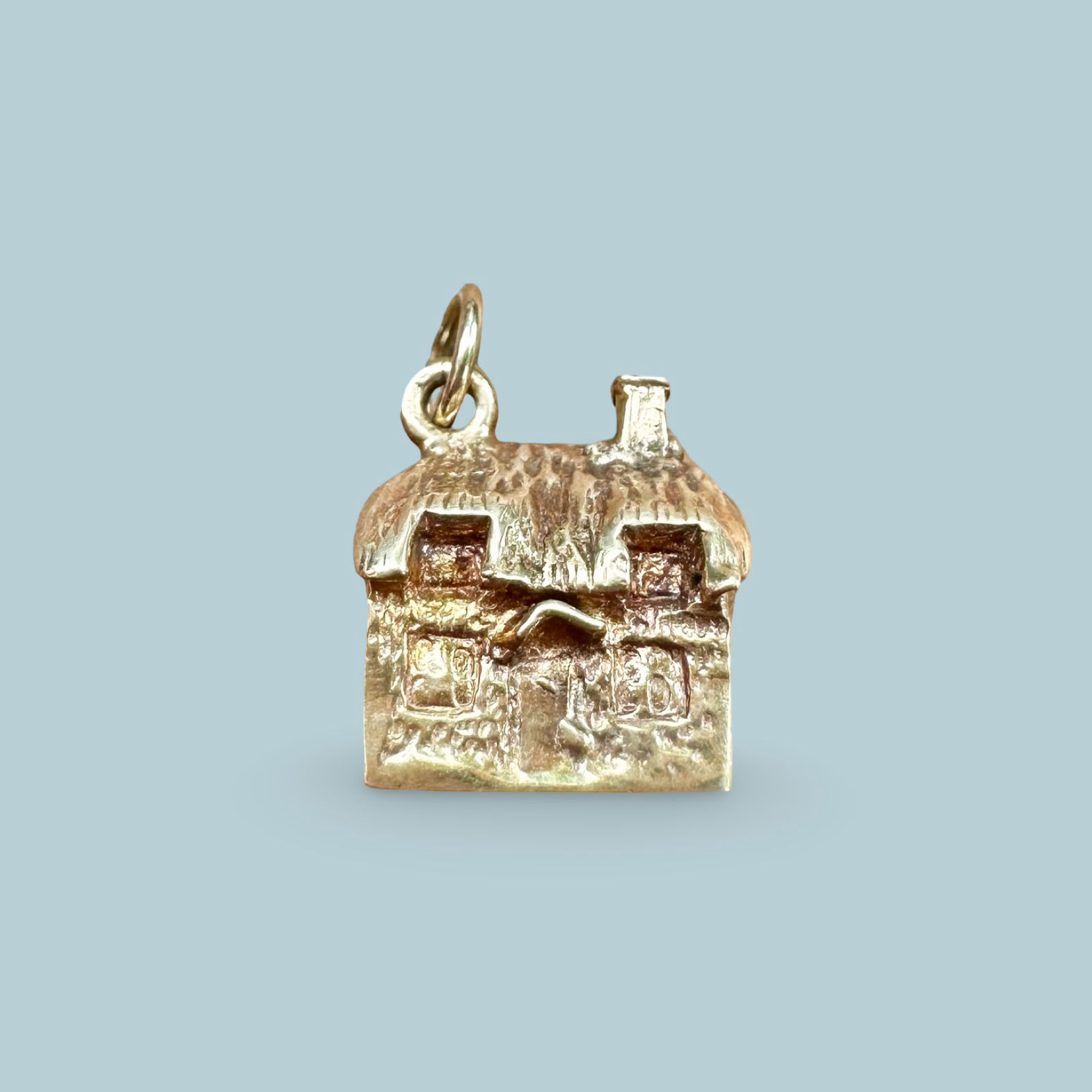 Vintage 9ct Gold Cottage Stanhope Charm