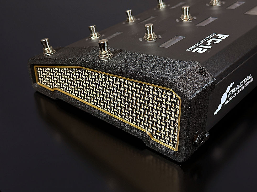 Thumbnail: External box with 2 extra switches for Fractal Audio FM3, FM9, FC6, FC12 and AXE-FX III