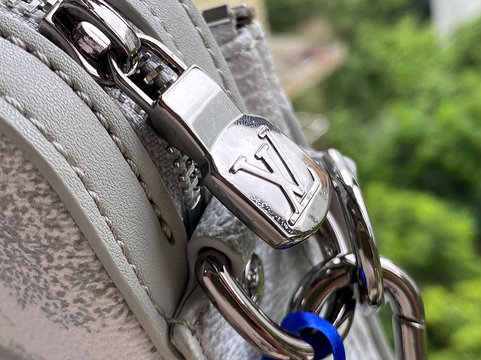 Thumbnail: LV TRIO MESSENGER DAMIER BAG
