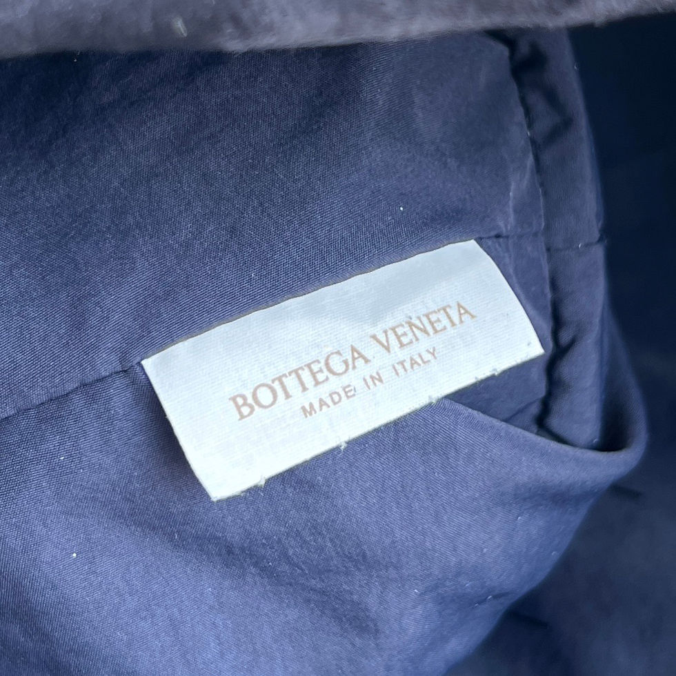 Thumbnail: BOTTEGA VENETA GIORNO SUEDE SHOULDER BAG