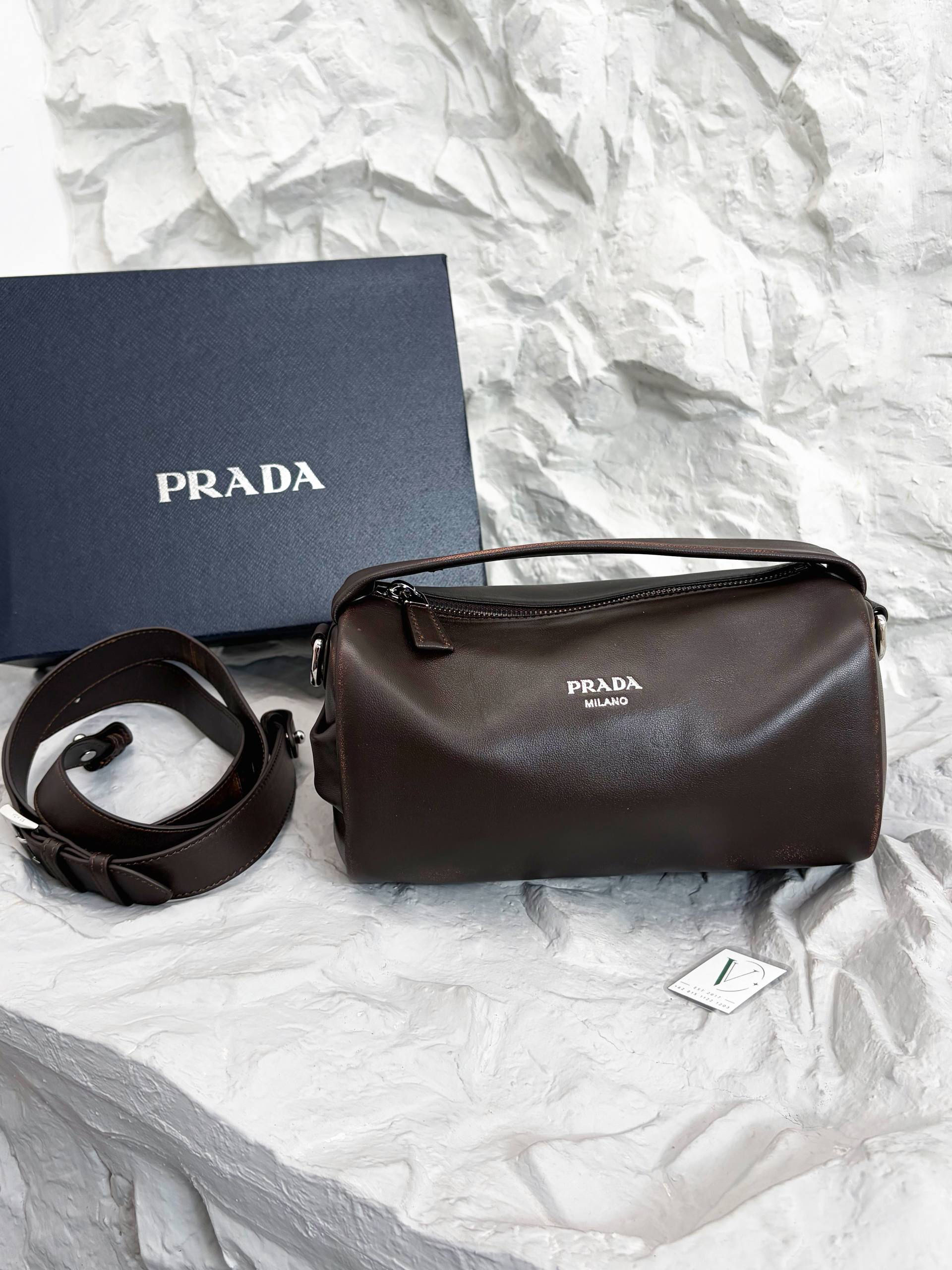 PRADA LEATHER SHOULDER BAG