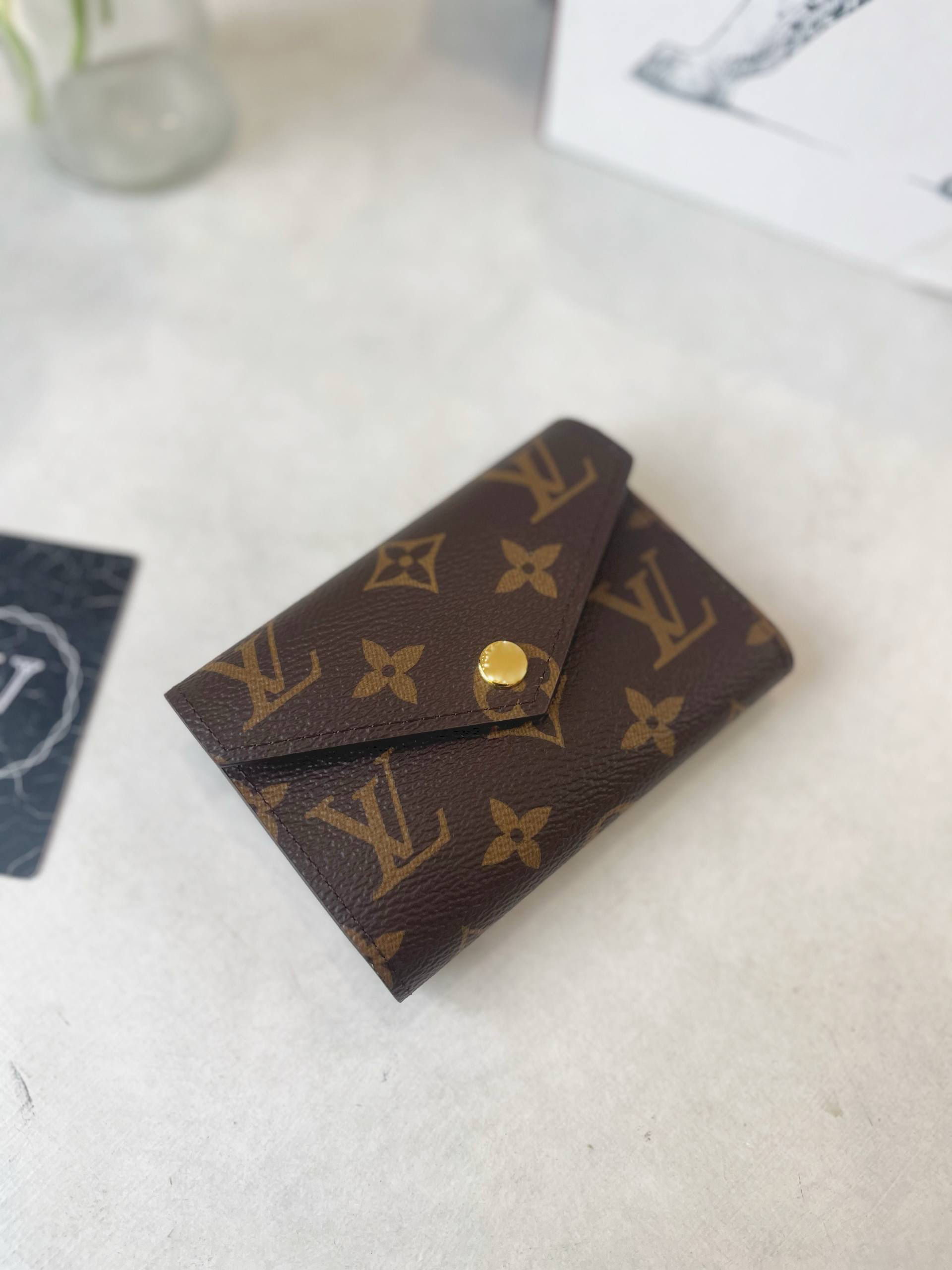 LV VICTORINE WALLET MONOGRAM
