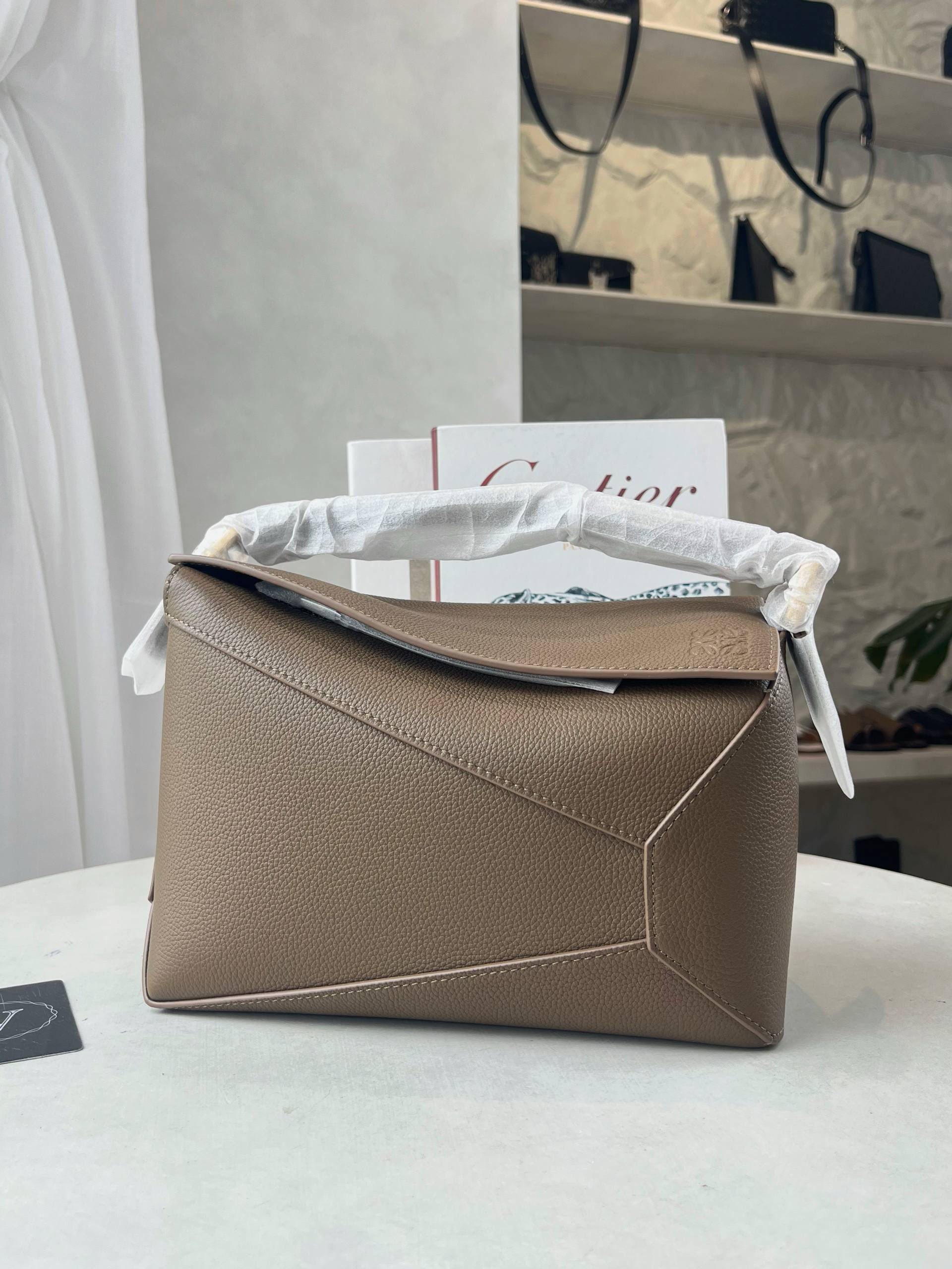 LOEWE PUZZLE SMALL IN GRAINED LEATHER BAG