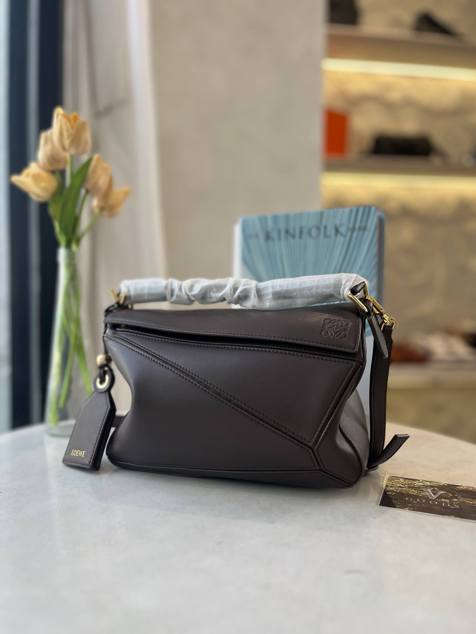 LOEWE PUZZLE SMALL FEATHERLIGHT DARK CHESTNUT BAG