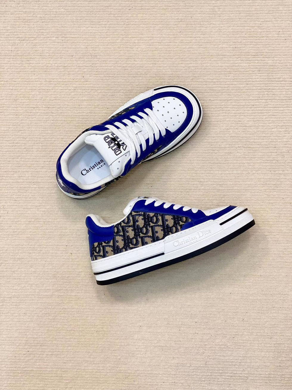 Thumbnail: DIOR B23 OBLIQUE SNEAKERS