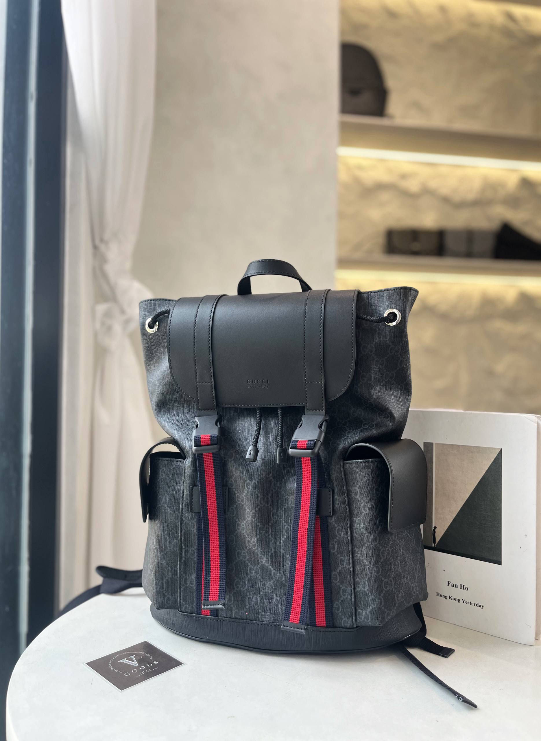 GUCCI GG SUPREME BACKPACK