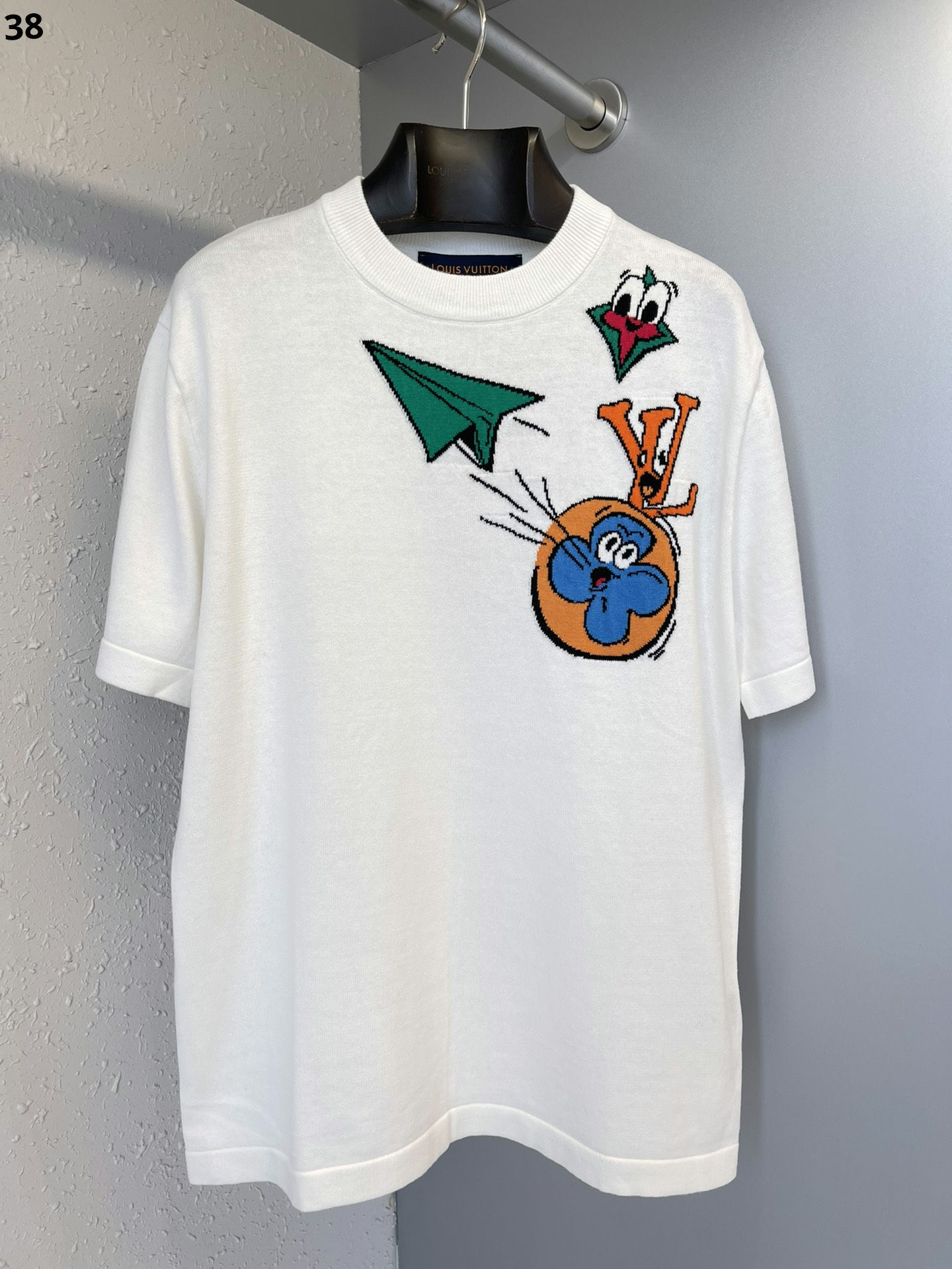 LV TEE