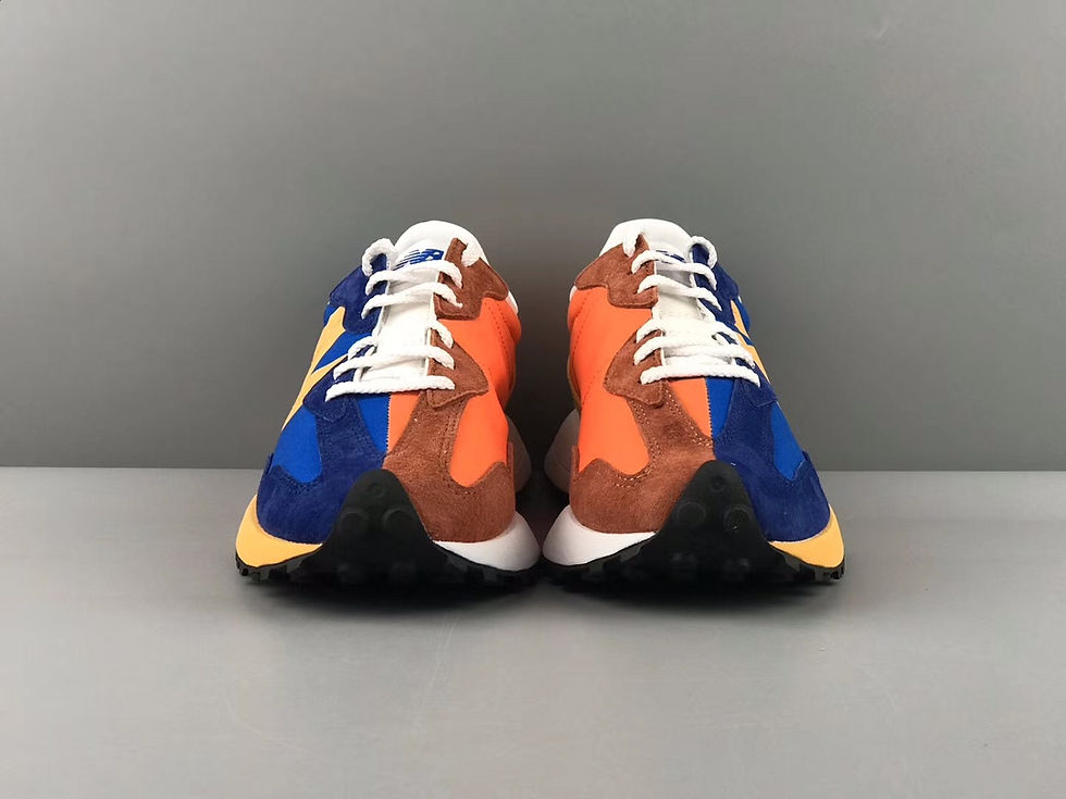 Thumbnail: NEW BALANCE 327 SNEAKER