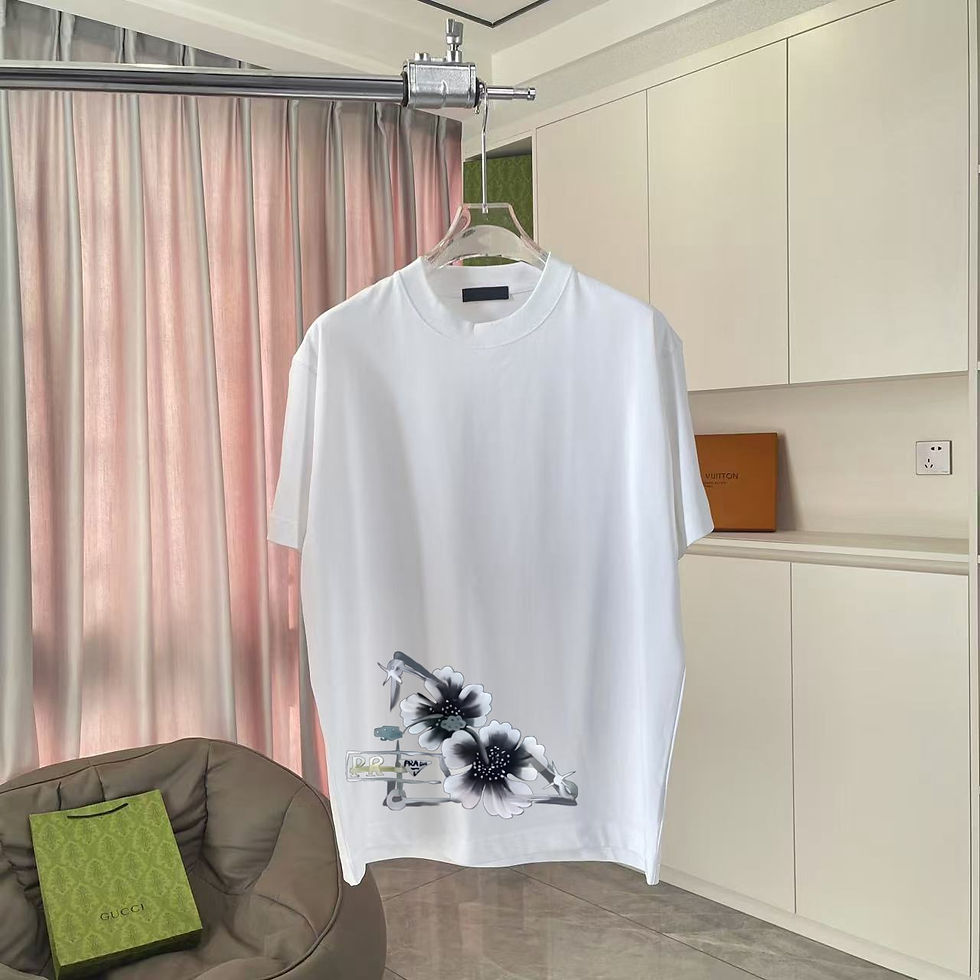 PRADA TEE