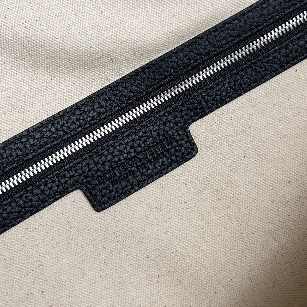 Thumbnail: BOTTEGA VENETA INTRECCIATO BAG