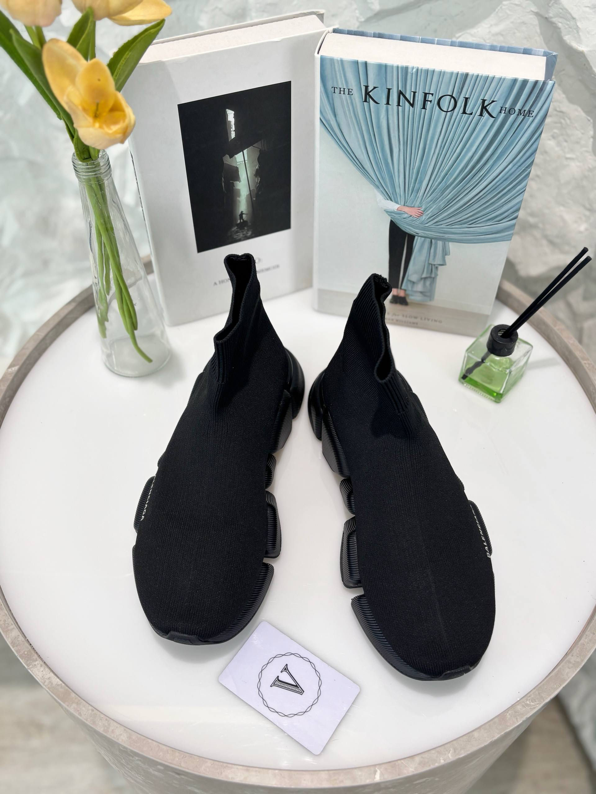 BALENCIAGA SPEED RUNNERS SNEAKERS