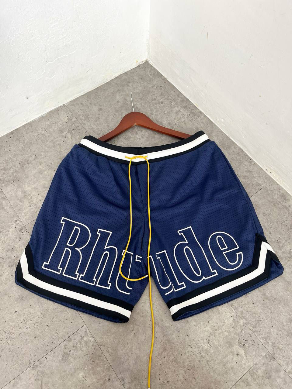 RHUDE SHORT PANTS
