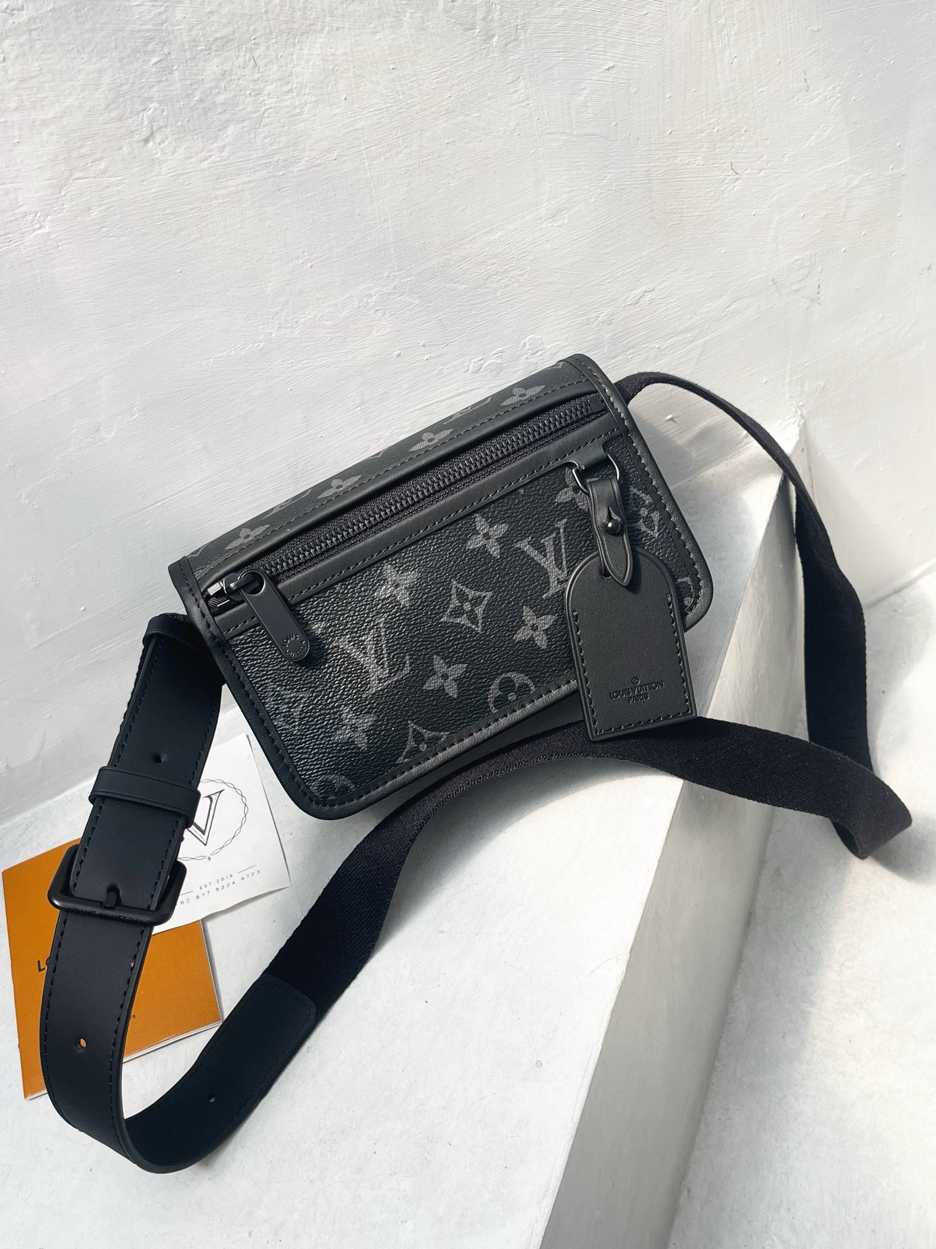 LV BOSPHORE WEARBLE BAG