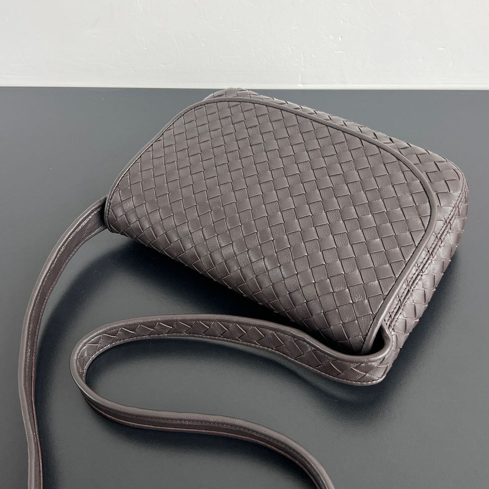 Thumbnail: BOTTEGA VENETA VENETO FLAP BAG