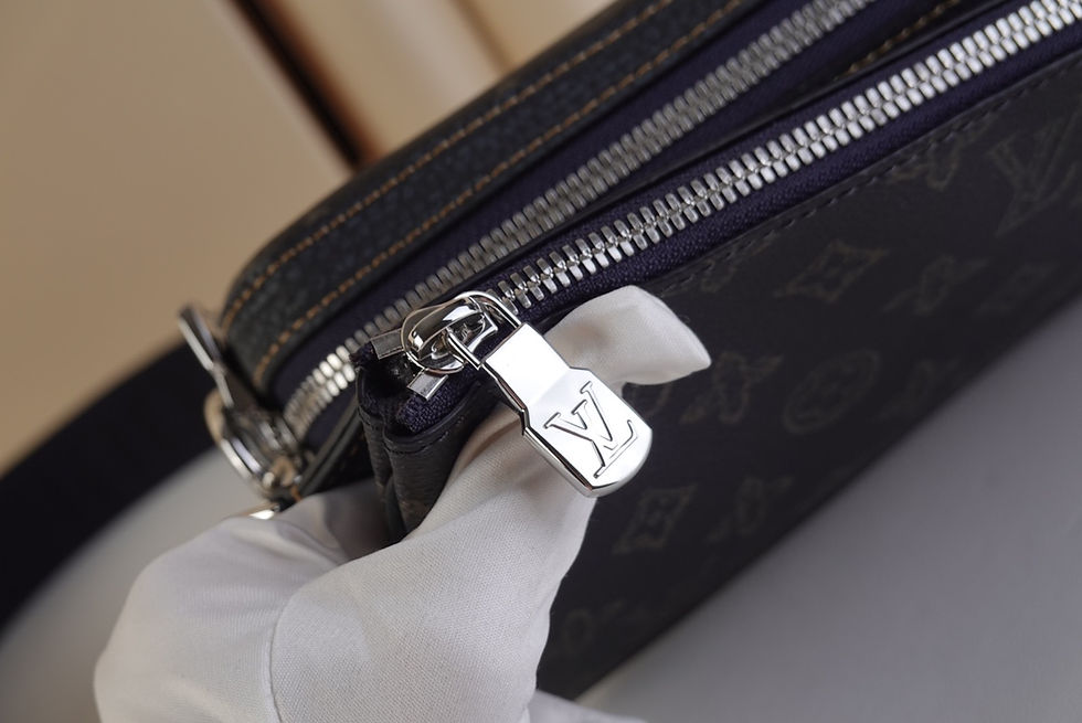 Thumbnail: LV TRIO MESSENGER BAG
