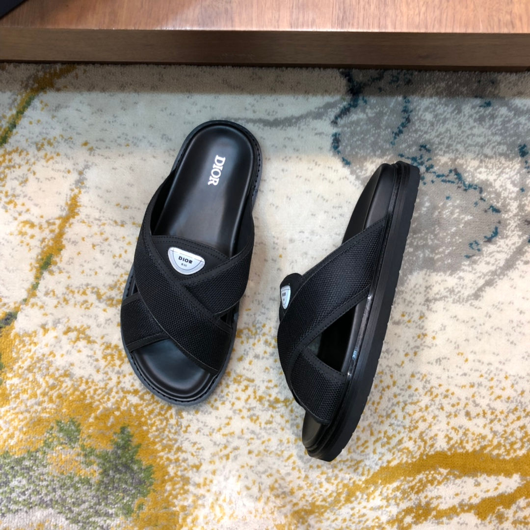 DIOR SLIDE
